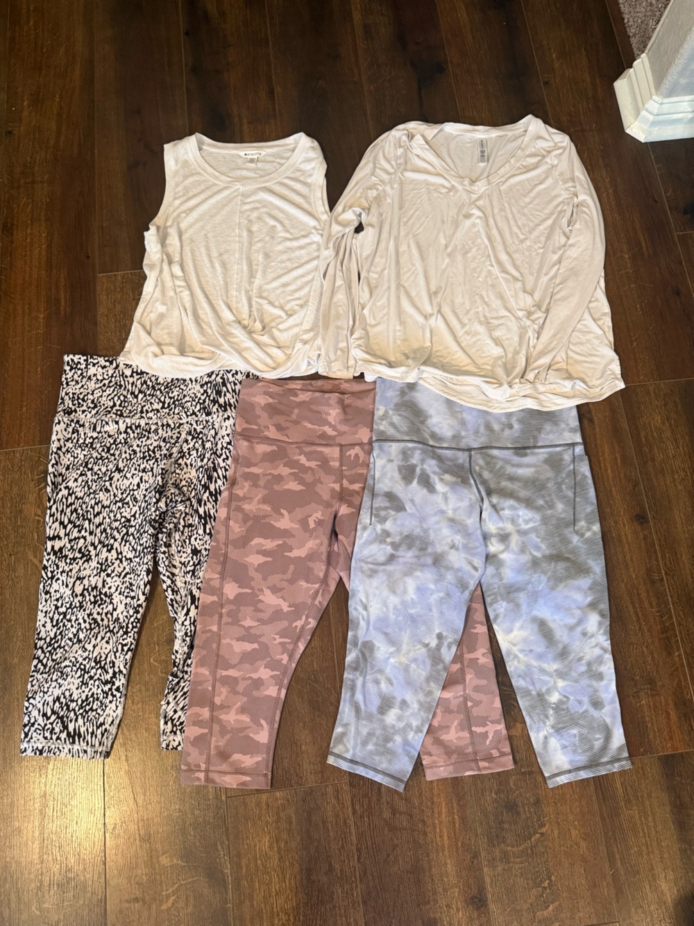 ATHLETA Lot - size 1x